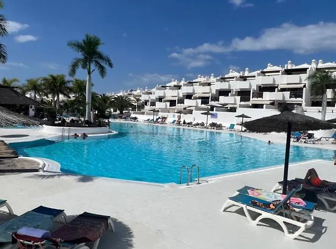 Adeje Paradise אדחה